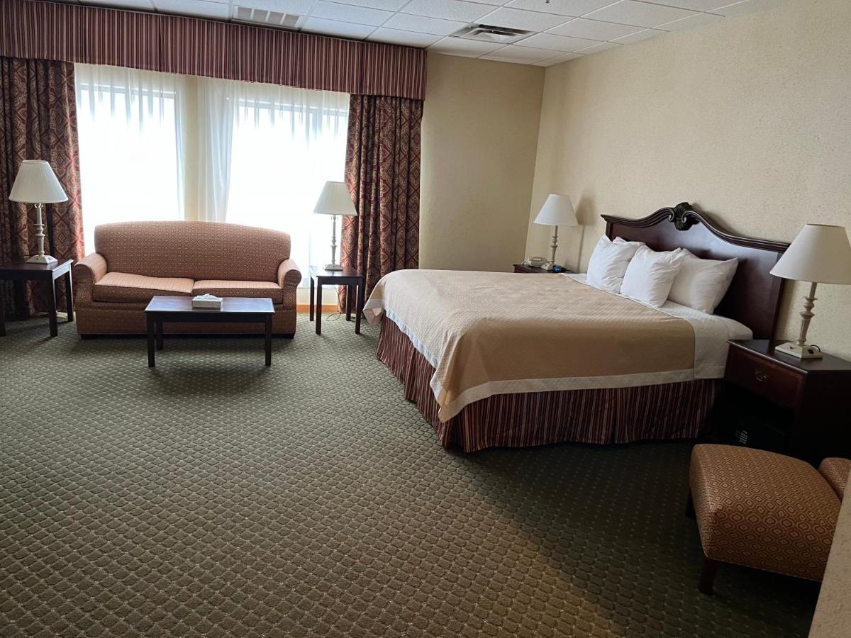 Days Inn & Suites By Wyndham Sutton Flatwoods Exterior foto